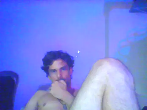 couplemilk online show from February 4, 6:04 am