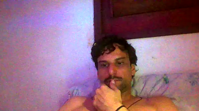 couplemilk online show from April 8, 4:56 am