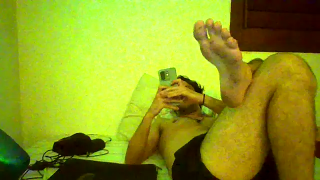 couplemilk online show from April 15, 12:28 am