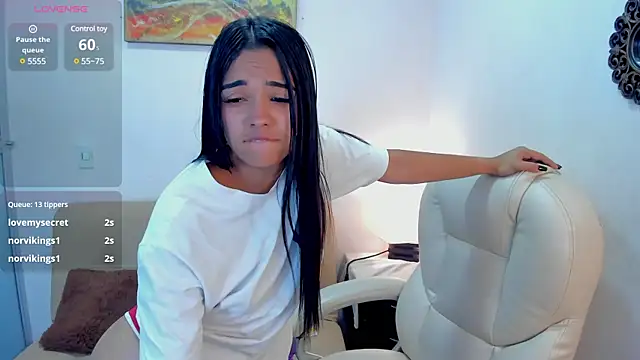 michellemontoya- online show from February 10, 6:56 pm