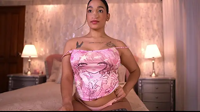 Snapshot of AngelineConnor chatting on November 4, 11:04 pm AngelineConnor online show from November 4, 11:04 pm