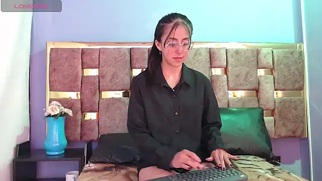 ling ling24 online show from January 20, 7:25 am