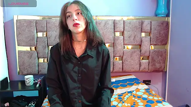 ling ling24 online show from March 5, 6:44 am