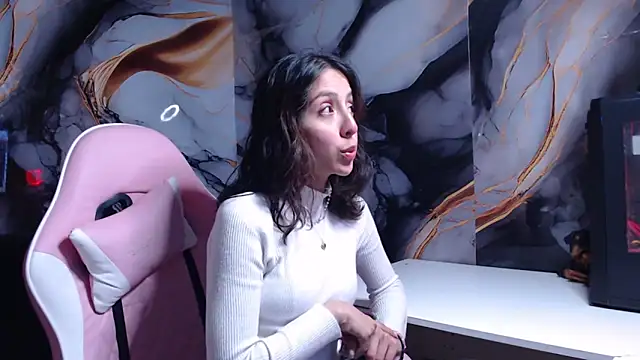 ling ling24 online show from October 2, 10:55 am