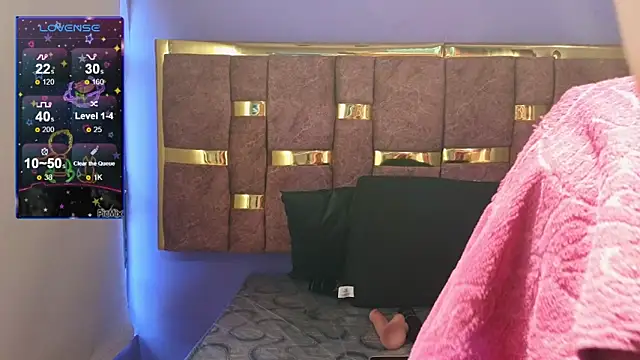 Snapshot of dakota_guirl chatting on March 14, 1:13 pm dakota guirl online show from March 14, 1:13 pm