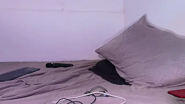 KaelMoreau online show from March 30, 10:16 am