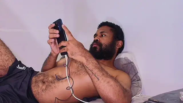 KaelMoreau online show from April 10, 9:36 am