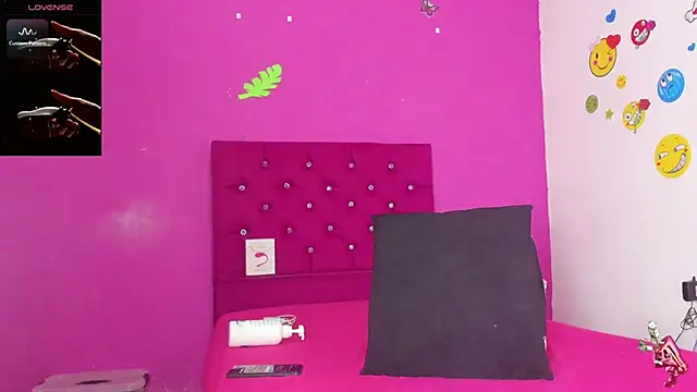 DIORA Latina online show from January 30, 2:27 am