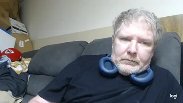 Snapshot of BrisonChase chatting on June 28, 8:37 pm BrisonChase online show from June 28, 8:37 pm