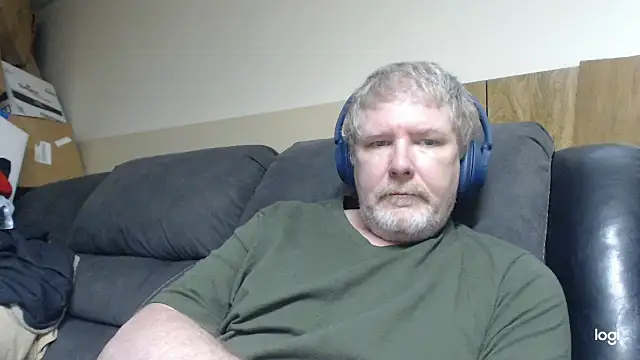 Snapshot of BrisonChase chatting on July 10, 4:53 pm BrisonChase online show from July 10, 4:53 pm