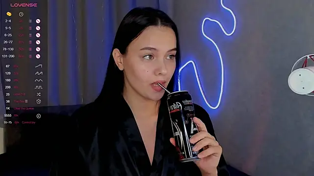  Sweetie  online show from February 8, 3:42 pm