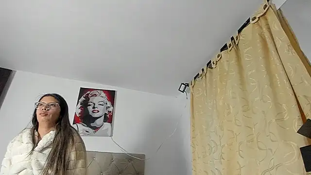 Vahiolet smith online show from September 16, 3:18 am