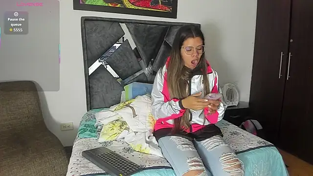 Vahiolet smith online show from October 24, 2:08 am