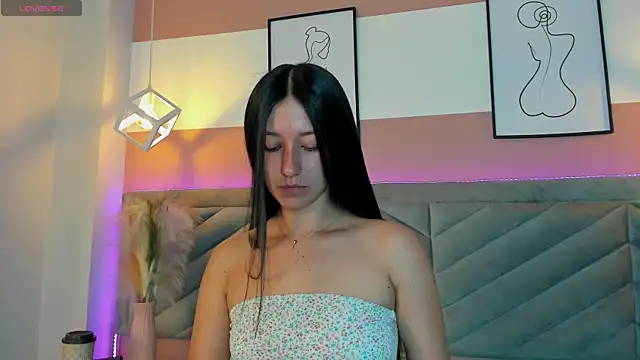 Ary thompson   online show from April 15, 12:12 pm