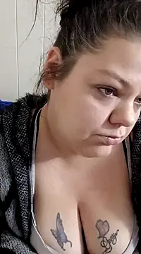 winterpawg online show from December 10, 4:45 am
