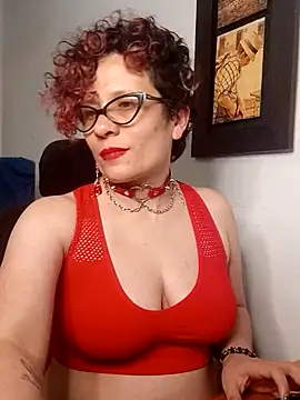 Snapshot of Daneshka_naughty chatting on December 12, 2:48 am Daneshka naughty online show from December 12, 2:48 am