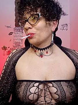 Snapshot of Daneshka_naughty chatting on March 22, 4:24 am Daneshka naughty online show from March 22, 4:24 am