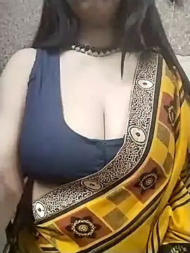 Snapshot of Aradhya-Sharma chatting on January 27, 10:27 am Aradhya-Sharma online show from January 27, 10:27 am