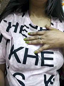 Snapshot of Aradhya-Sharma chatting on February 13, 5:54 pm Aradhya-Sharma online show from February 13, 5:54 pm