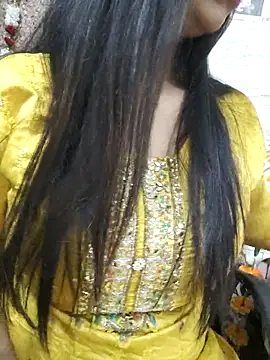 Snapshot of Aradhya-Sharma chatting on February 18, 3:10 am Aradhya-Sharma online show from February 18, 3:10 am