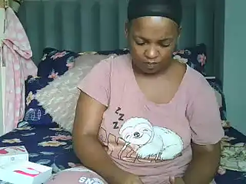 Snapshot of Amberbela chatting on January 13, 8:15 am Amberbela online show from January 13, 8:15 am