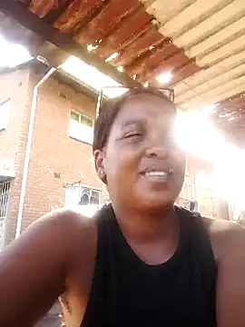 Snapshot of Amberbela chatting on February 21, 2:16 pm Amberbela online show from February 21, 2:16 pm