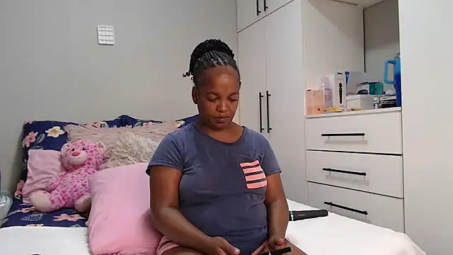 Amberbela online show from March 25, 4:40 am