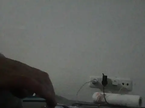 Snapshot of lickthehottie chatting on July 4, 9:54 pm lickthehottie online show from July 4, 9:54 pm