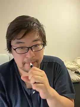 Snapshot of yuuki198912 chatting on October 27, 10:03 pm yuuki198912 online show from October 27, 10:03 pm