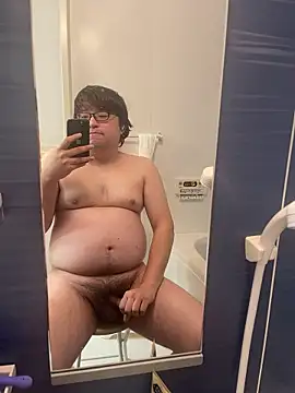 Snapshot of yuuki198912 chatting on December 2, 7:31 pm yuuki198912 online show from December 2, 7:31 pm