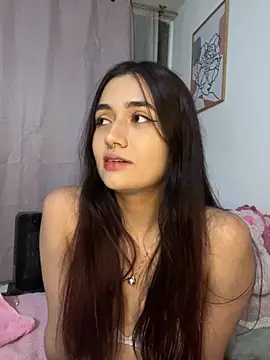 Snapshot of HallieLemon1 chatting on November 23, 12:43 am HallieLemon1 online show from November 23, 12:43 am