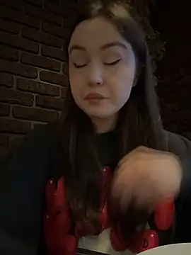 Peachy Dream online show from March 13, 4:02 pm