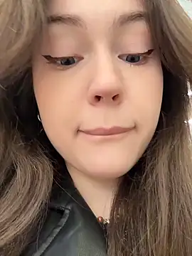 Peachy Dream online show from April 2, 3:42 pm