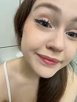 Snapshot of Peachy_Dream chatting on May 14, 8:48 pm Peachy Dream online show from May 14, 8:48 pm