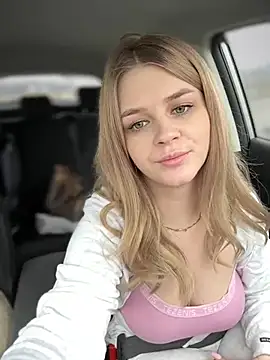 Love Bri online show from March 13, 6:58 am