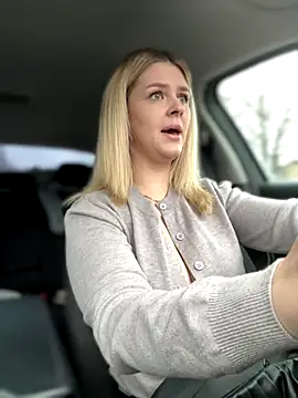 Love Bri online show from November 9, 9:51 am