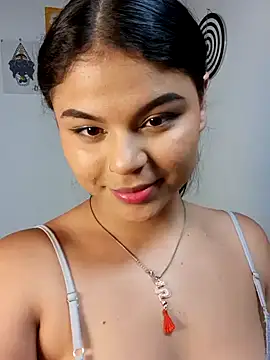 Snapshot of Cleo_hills chatting on December 11, 3:58 pm Cleo hills online show from December 11, 3:58 pm