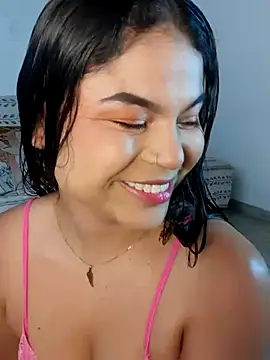 Snapshot of Cleo_hills chatting on February 25, 1:28 pm Cleo hills online show from February 25, 1:28 pm