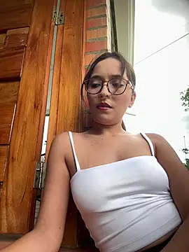 Penelope-Hot online show from May 26, 9:11 pm