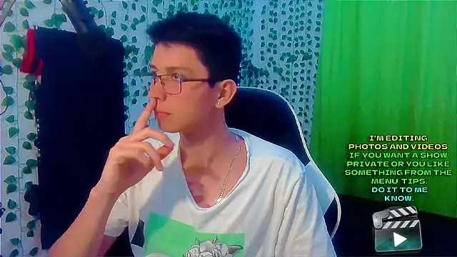 Andy gray online show from October 21, 12:00 am