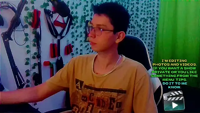 Andy gray online show from October 22, 12:11 am