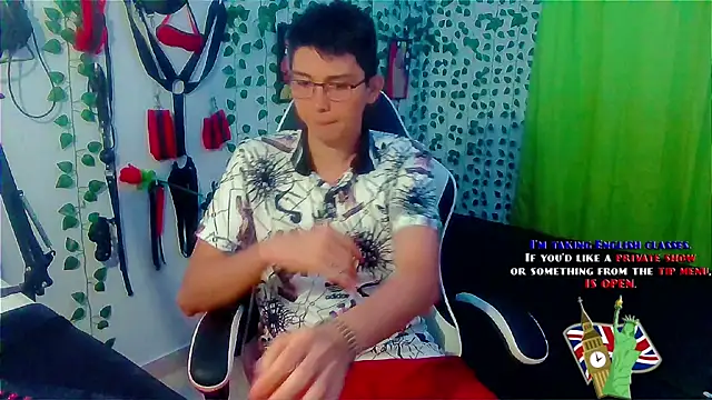 Andy gray online show from October 23, 12:21 am