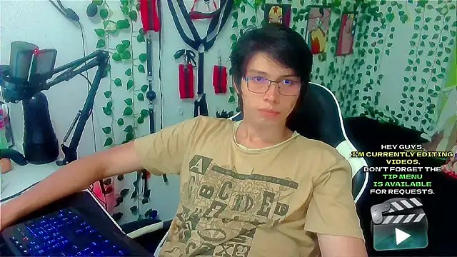 Andy gray online show from April 14, 12:16 am