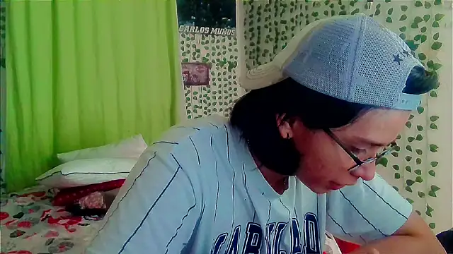 Snapshot of Andy_gray chatting on June 27, 3:06 pm Andy gray online show from June 27, 3:06 pm
