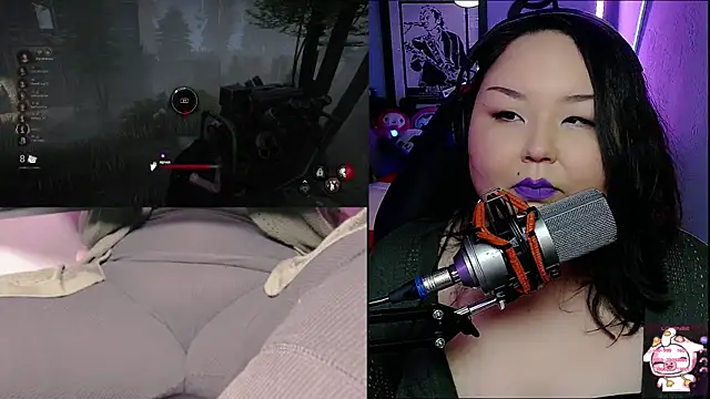 Snapshot of EmGreens chatting on February 23, 8:28 am EmGreens online show from February 23, 8:28 am