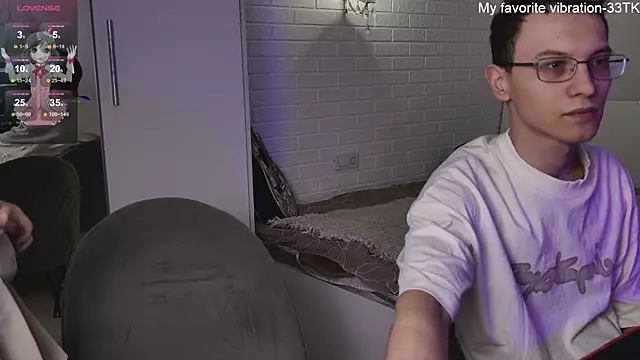 ValBae online show from January 15, 8:48 pm