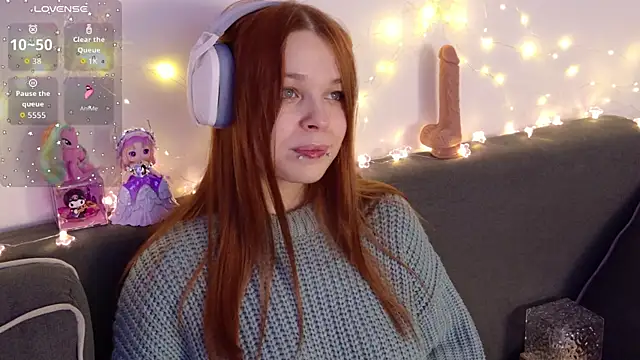 Snapshot of ValBae chatting on January 7, 9:17 pm ValBae online show from January 7, 9:17 pm