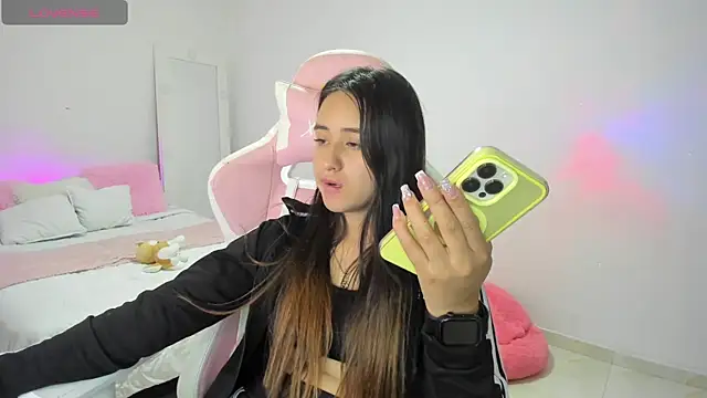 Tinylottie online show from September 12, 4:01 am