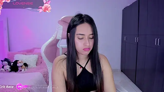 Tinylottie online show from December 17, 2:56 pm