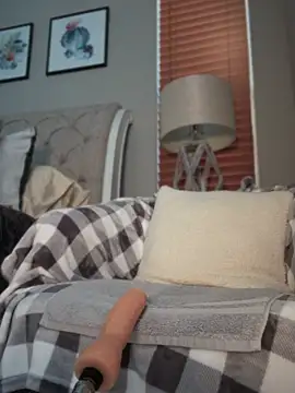 TinyMimi online show from February 5, 6:37 pm